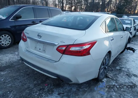 2017 Nissan Altima 2.5 Sl z USA, uszkodzony, nr VIN 1N4AL3AP0HC494174